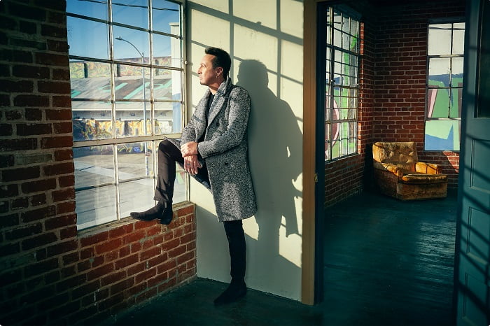 Julian Lennon. Foto Robert Ascroft para @foureleven.agency