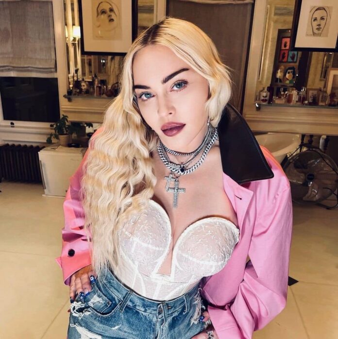 Foto Facebook Oficial Madonna